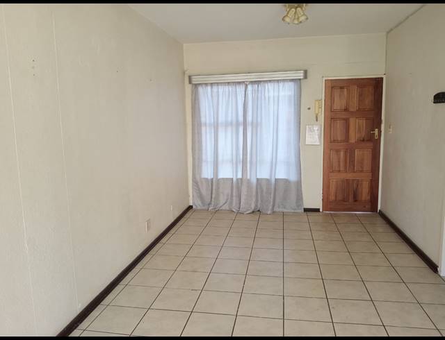 2 BEDROOM SECTIONAL TITLE FOR SALE IN PARKDENE